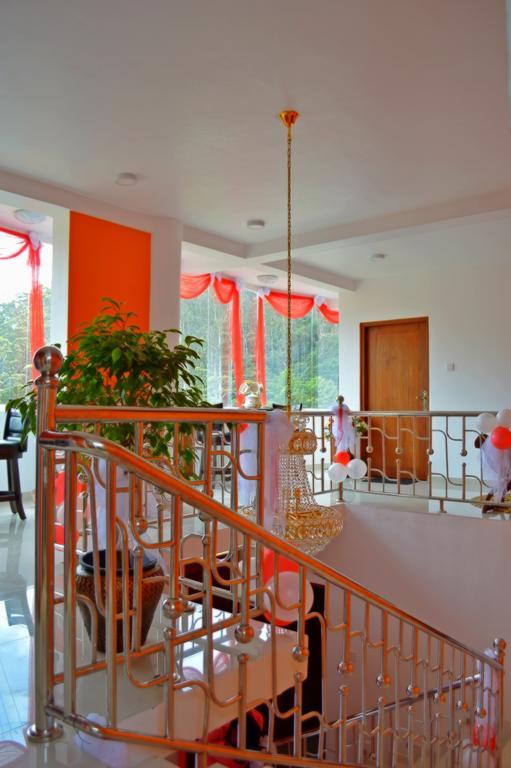Yoho Toppass Breeze Hotel Нувара-Елія Екстер'єр фото